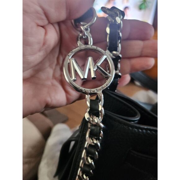 NWT Michael Kors Black Mina Large Silver Chain Shoulder Bag - Picture 7 of 8